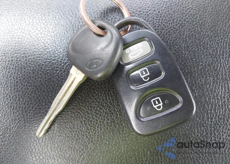 2014 Hyundai Elantra Se from USA, damaged, VIN 5NPDH4AE4EH535631